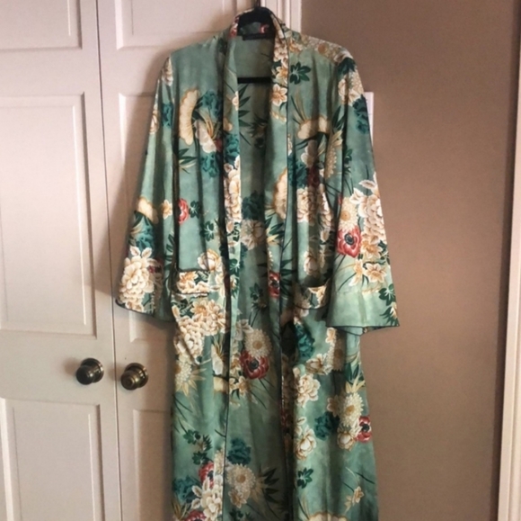 Zara Kimono - Picture 16 of 16